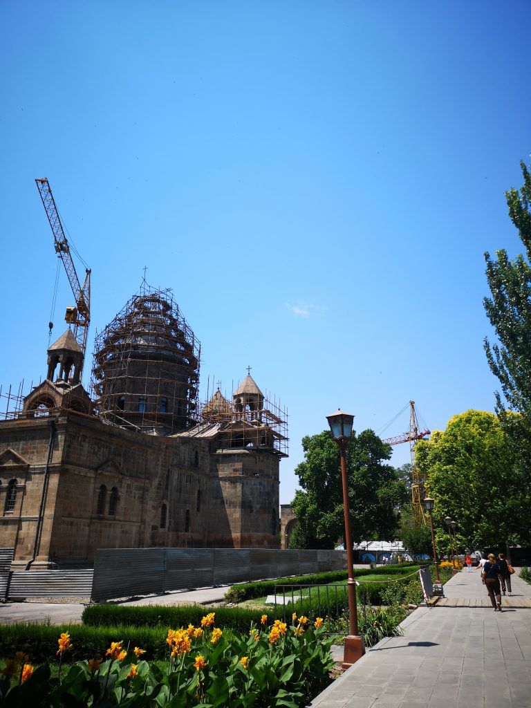 Ечмиадзин